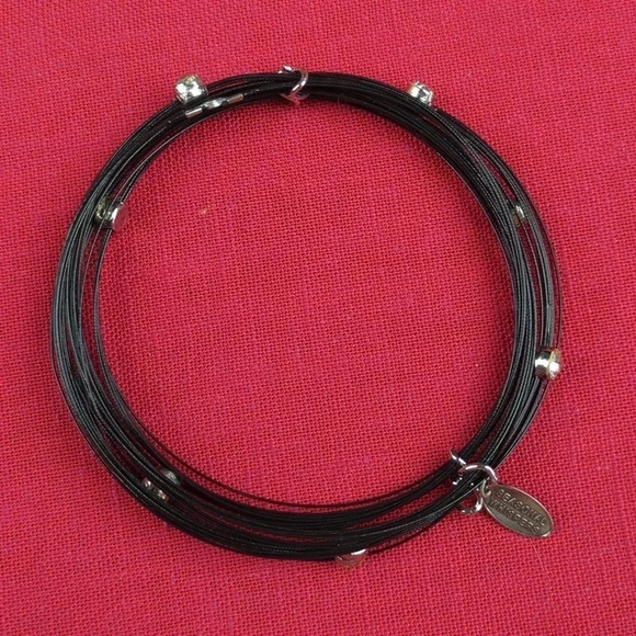 Set of 4 Seasonal Whispers Bangle Bracelets - Picture 9 of 12